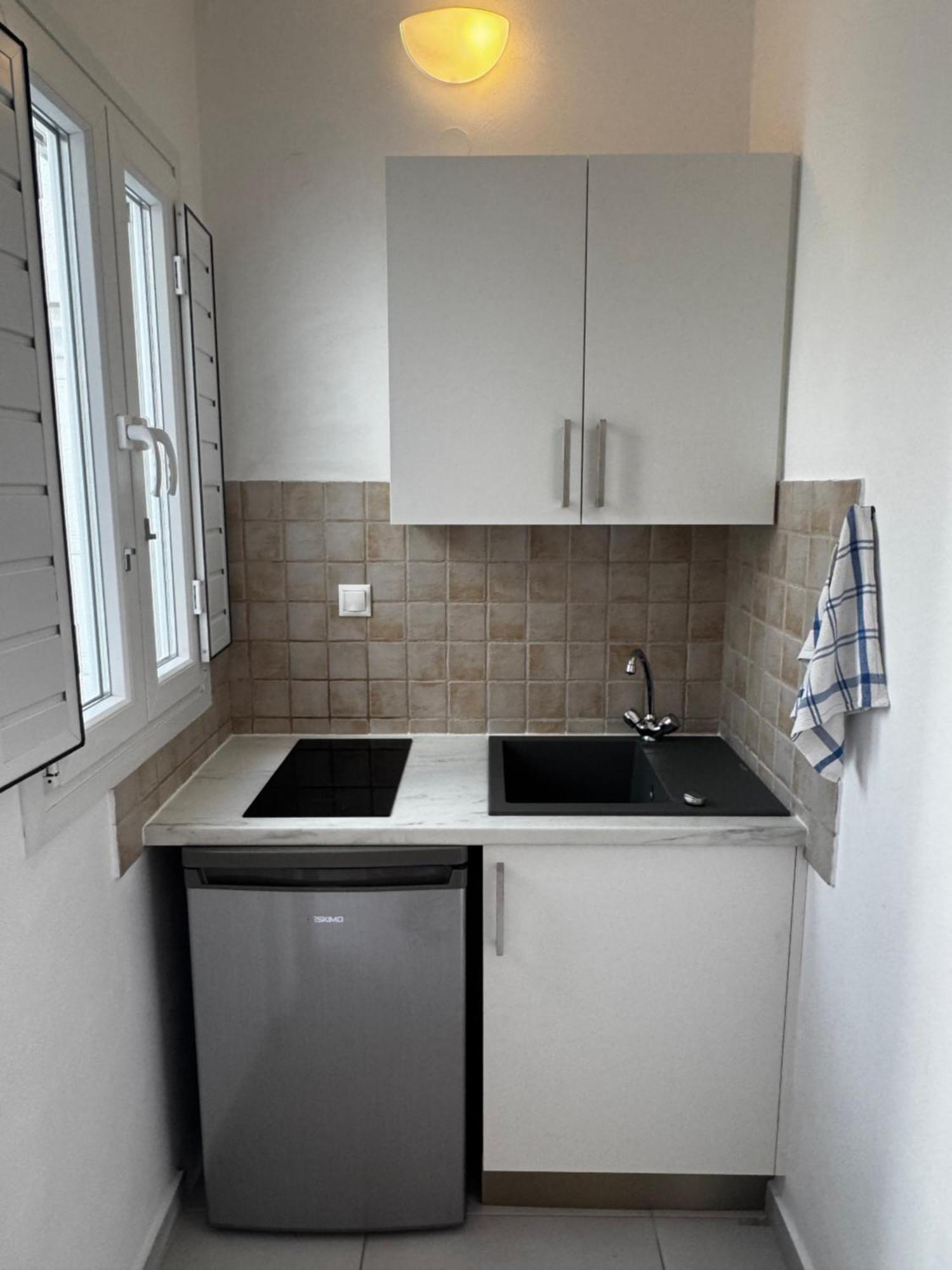 Apartment Diplos Páros
